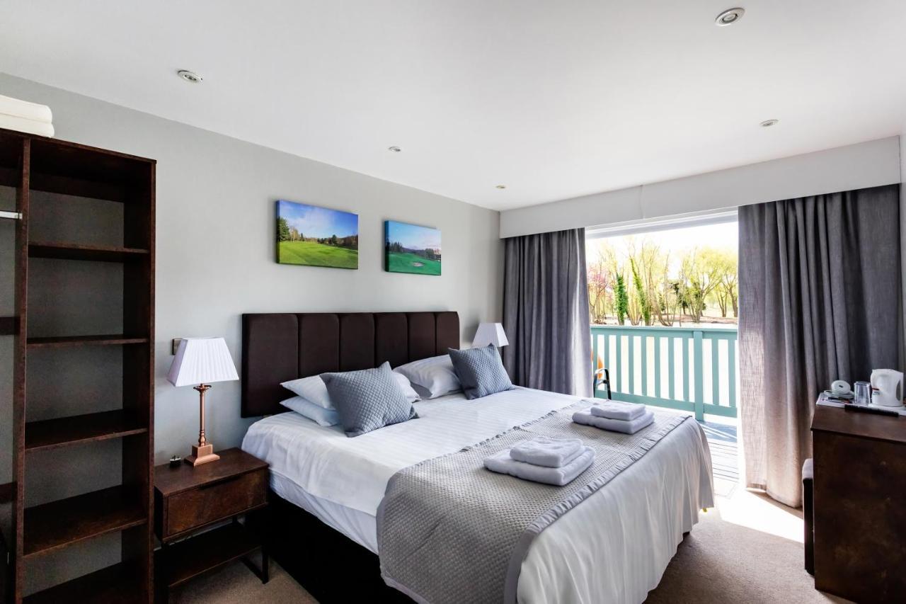 Villa The Vale Golf & Country Club Bishampton Exterior foto