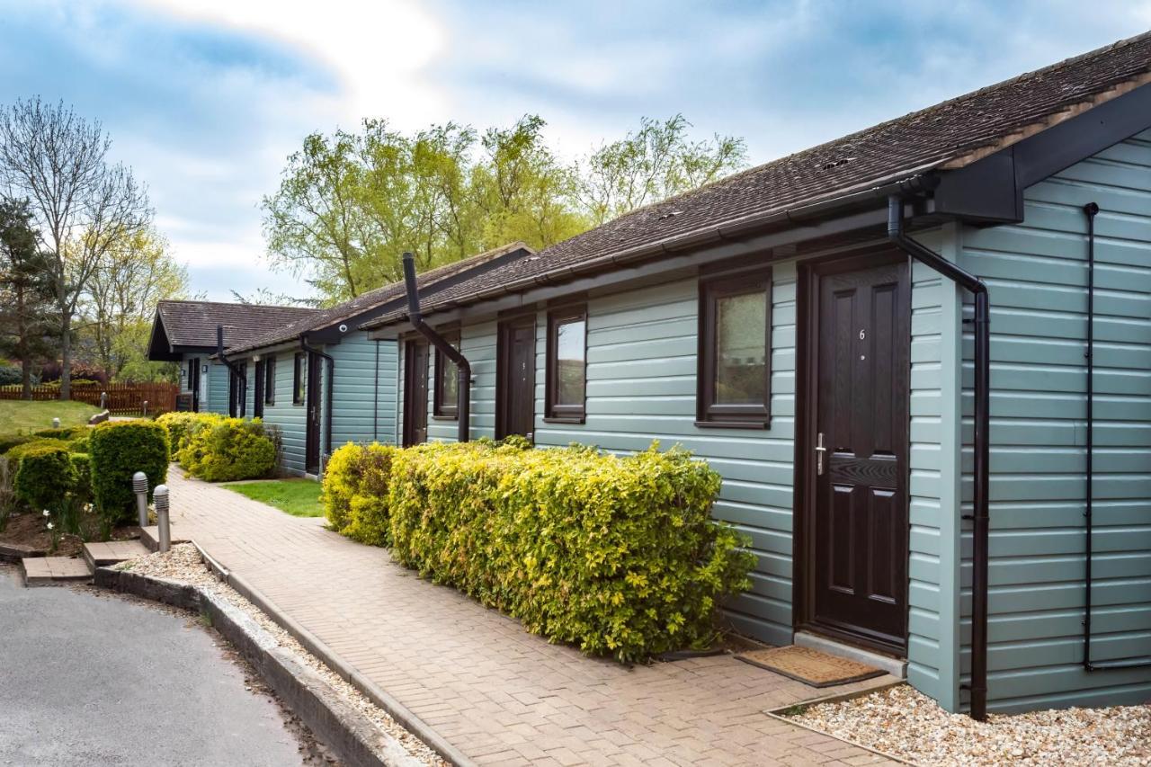 Villa The Vale Golf & Country Club Bishampton Exterior foto